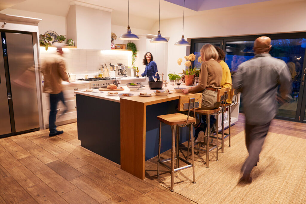 Living in Lakewood Village, Long Beach: An Honest Guide to Life in This Beloved Neighborhood